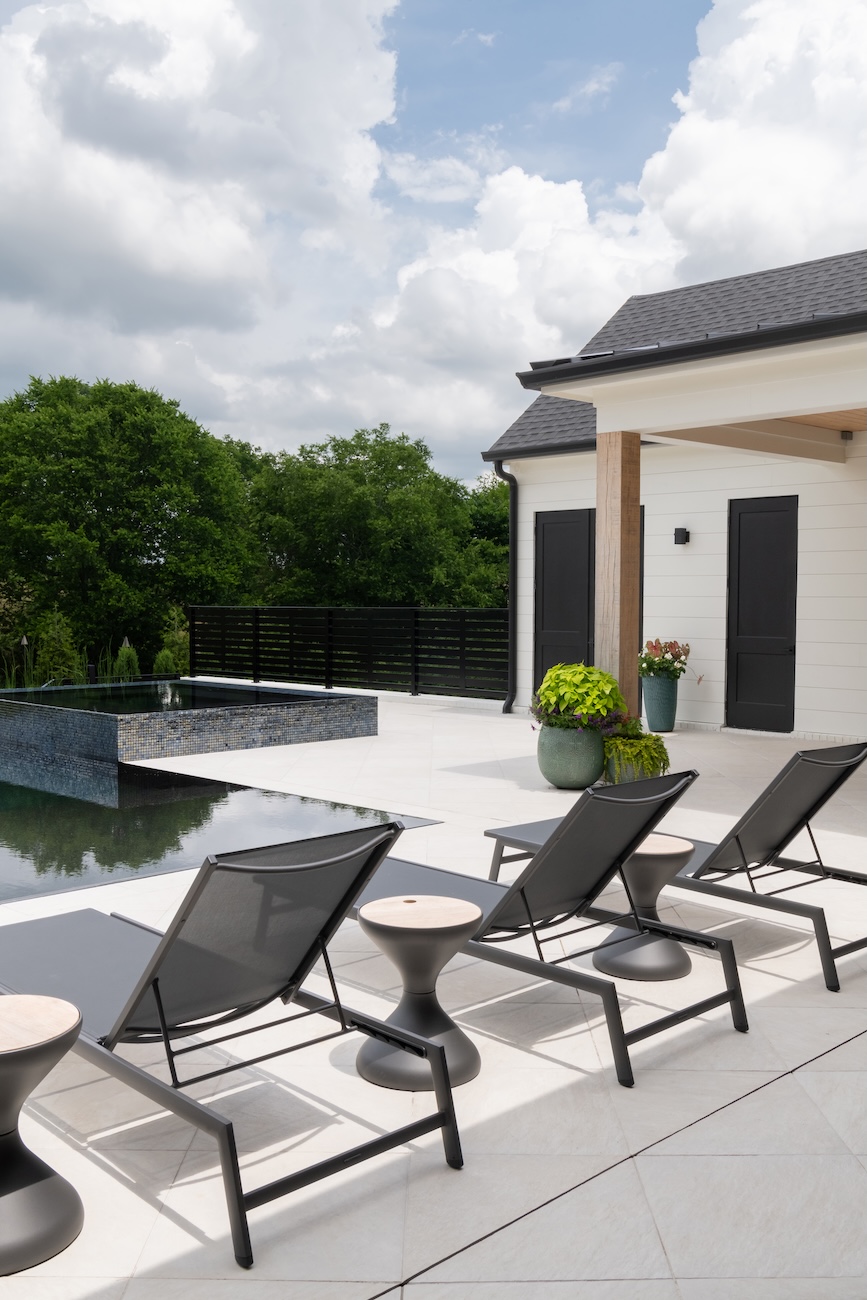 Modern Infinity Pool, Whirlpool, Lounge Chairs, and Custom Planters | Milosi Landscaping
