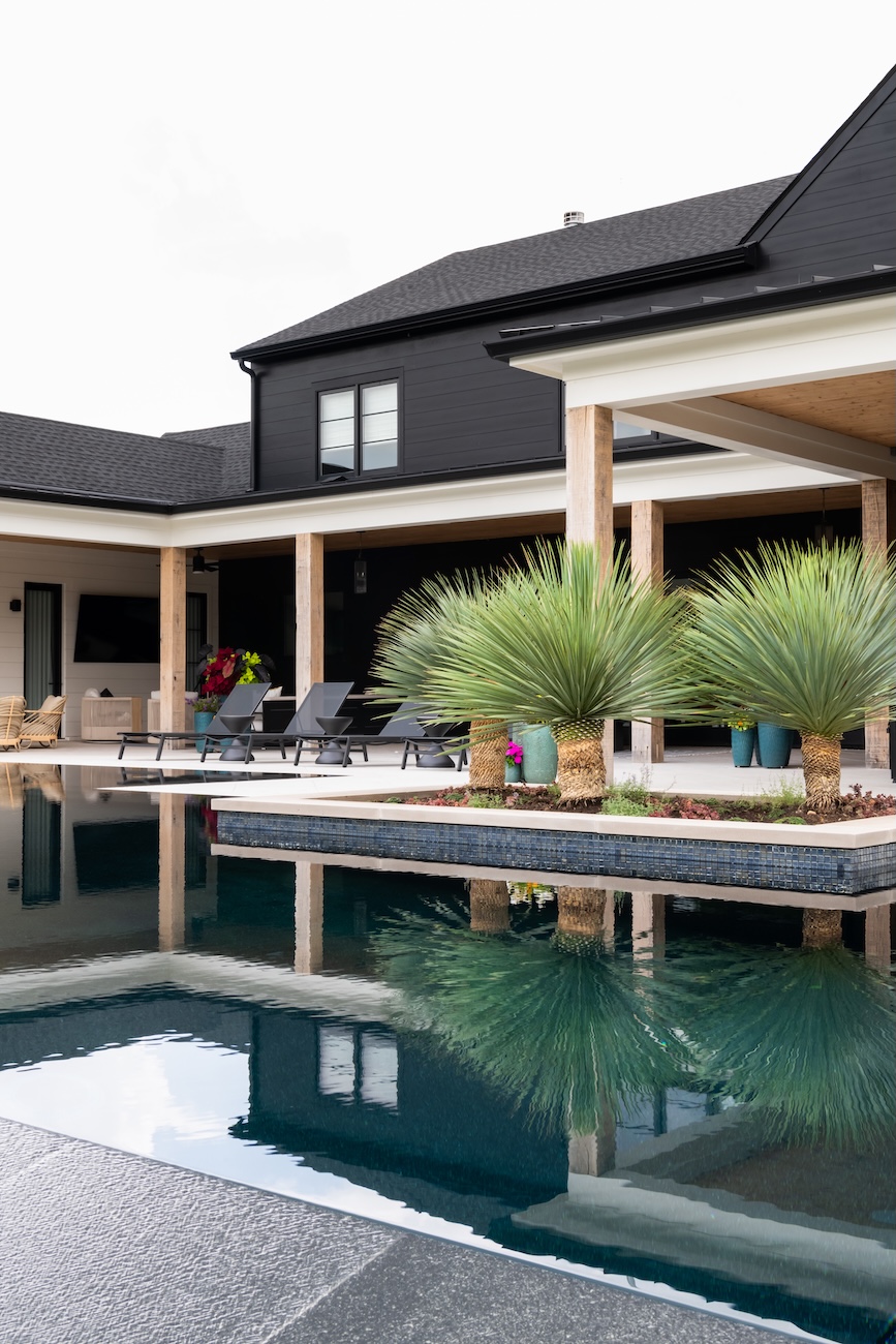 Modern Home Patio, Infinity Pool, Miniature Palm Trees, Lounge Chairs | Milosi Landscaping